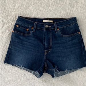 Levi Highrise denim shorts